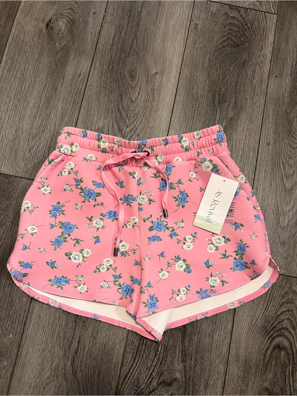 NWT-Altar’d state Pink Floral Drawstring Women’s Shorts